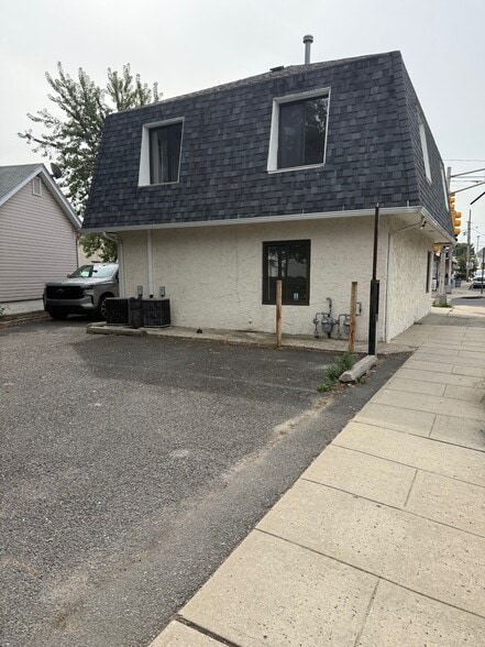 More Photos Of 274 Main St, Keansburg Office For Sale