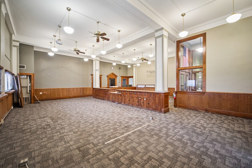 More Photos Of 200 1st Ave E, Newton Office For Sale