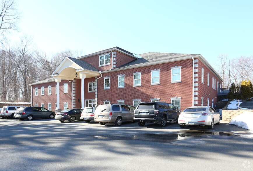 More Photos Of 503 Wolcott Rd, Wolcott Medical For Lease