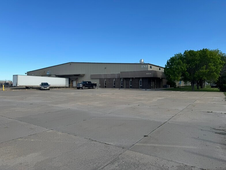 Primary Photo Of 2302 S North Rd, Grand Island Manufacturing For Lease