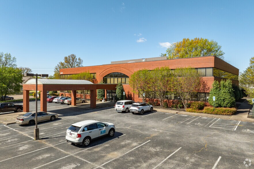 Primary Photo Of 6570 Stage Rd, Bartlett Medical For Lease