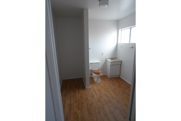 More Photos Of 1801 Pacific Coast Hwy, Lomita Office Residential For Lease