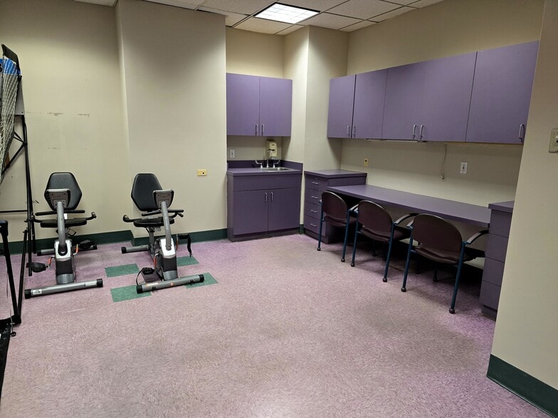 More Photos Of 6202 16th Ave, Brooklyn Rehabilitation Center For Lease