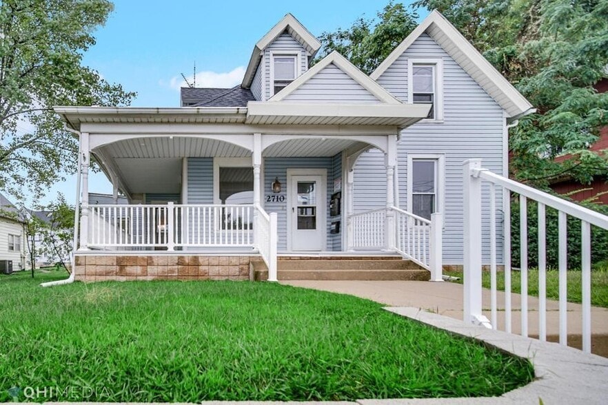 Primary Photo Of 2710 Franklin St, Michigan City Office Residential For Sale