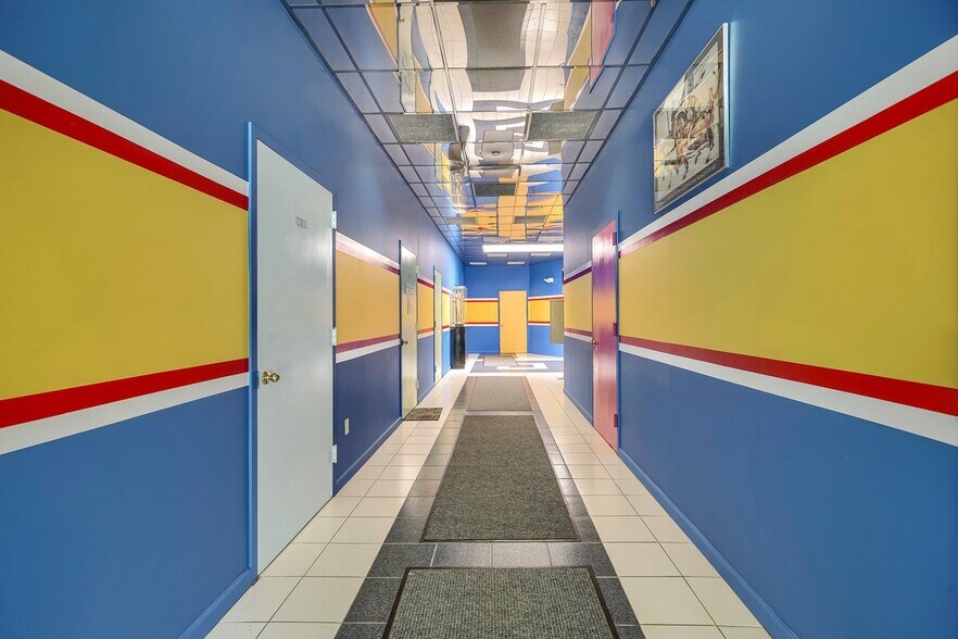 More Photos Of 79 Route 59, Airmont Medical For Lease