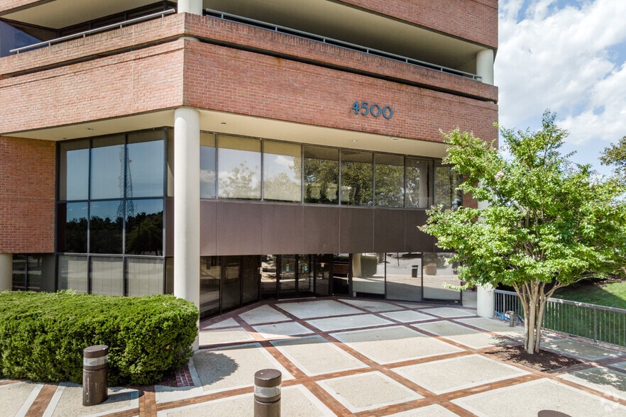 More Photos Of 4500 Forbes Blvd, Lanham Office For Lease