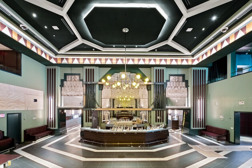 More Photos Of 1910-1918 Chestnut St, Philadelphia Freestanding For Lease