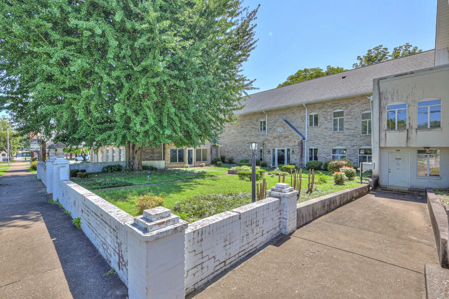 More Photos Of 228 S Military Ave, Lawrenceburg Religious Facility For Sale