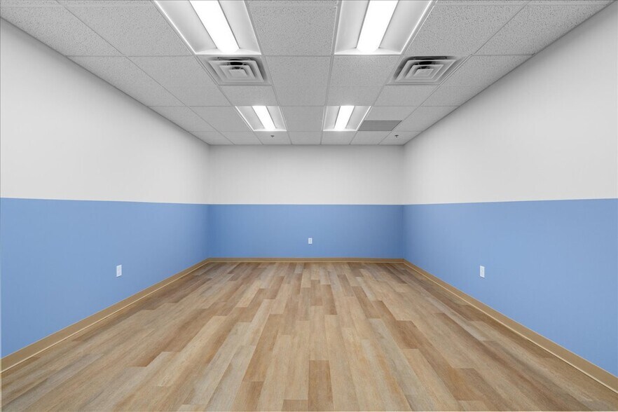 More Photos Of 4259 W Swamp Rd, Doylestown Office For Lease