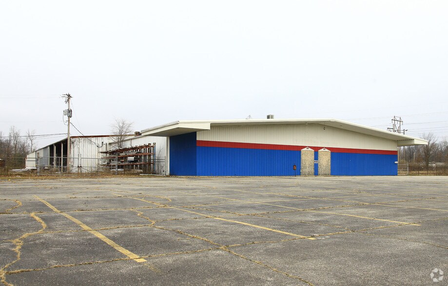 More Photos Of 41855 N Ridge Rd, Elyria Warehouse For Sale