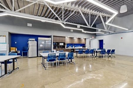 More Photos Of 6280 NE 14th St, Des Moines Warehouse For Sale
