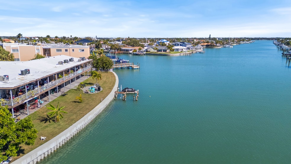 More Photos Of 275 116th Ave, Treasure Island Apartments For Sale