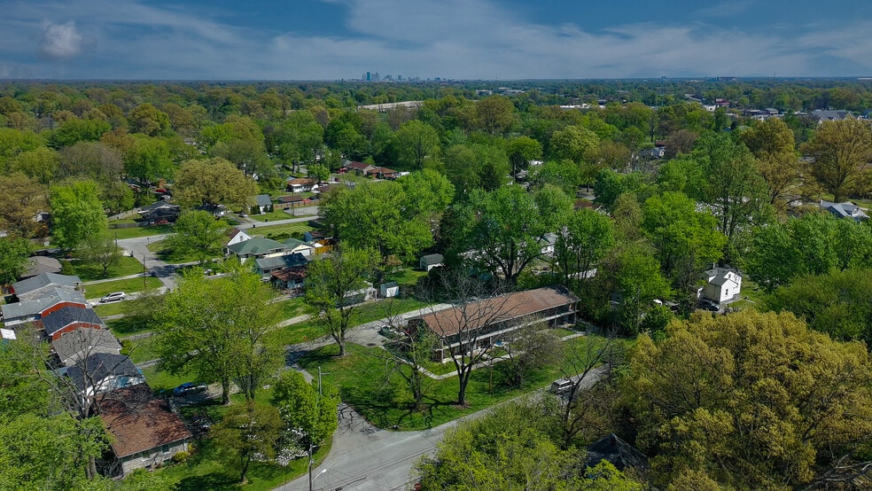 More Photos Of 1909 San Jose Ave, Louisville Apartments For Sale