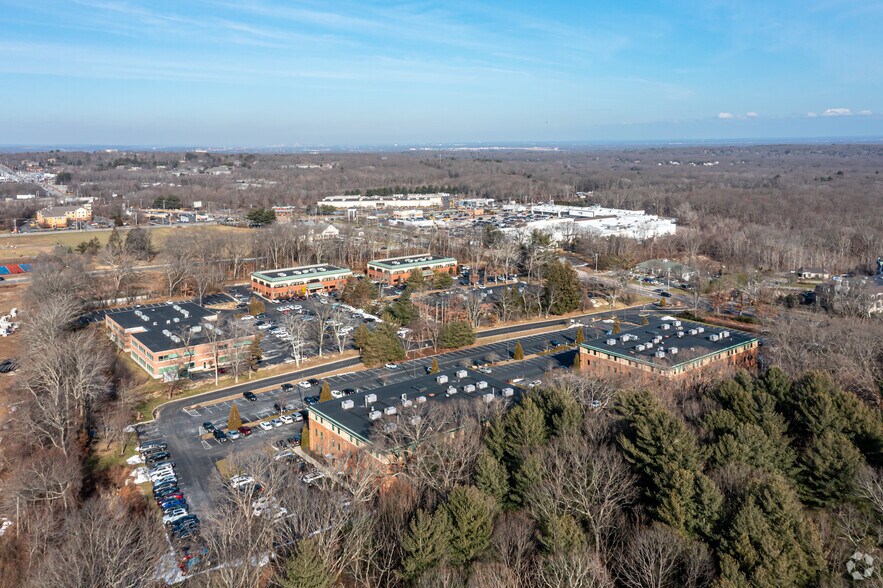 More Photos Of 1405 S County Trl, East Greenwich Medical For Lease