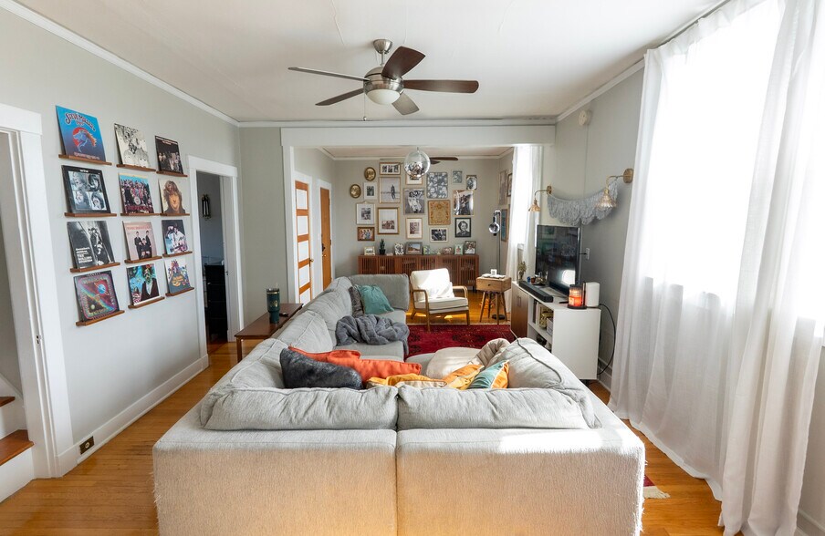 More Photos Of , Tacoma Multifamily For Sale