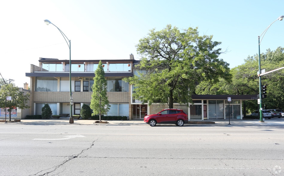 More Photos Of 3553-3559 W Peterson Ave, Chicago Office For Lease