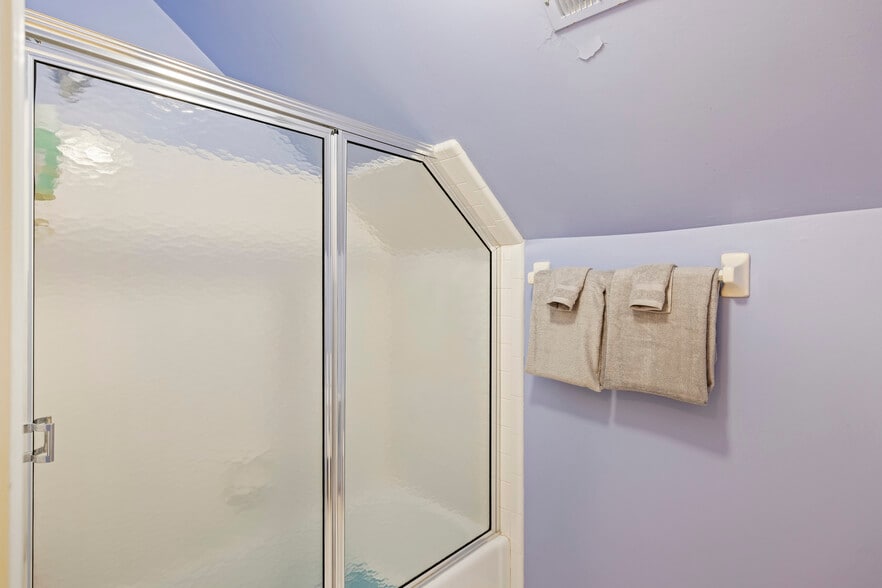 More Photos Of 3168 Stanyarne Dr, Charleston Multifamily For Sale