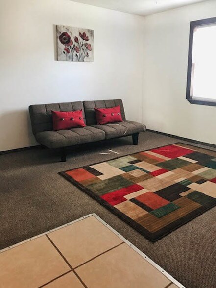 More Photos Of 2215 Vienna Rd, Rolla Apartments For Sale