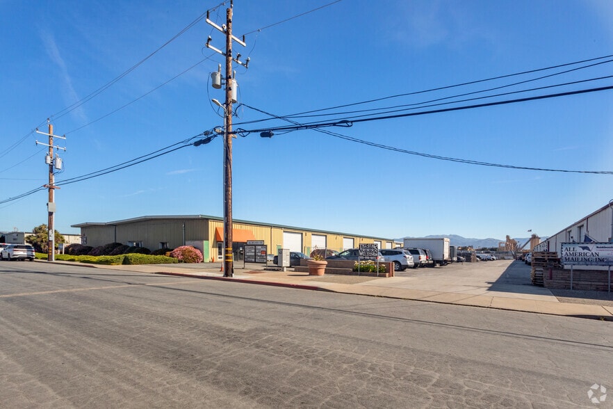 More Photos Of 557-561 Brunken Ave, Salinas Warehouse For Lease