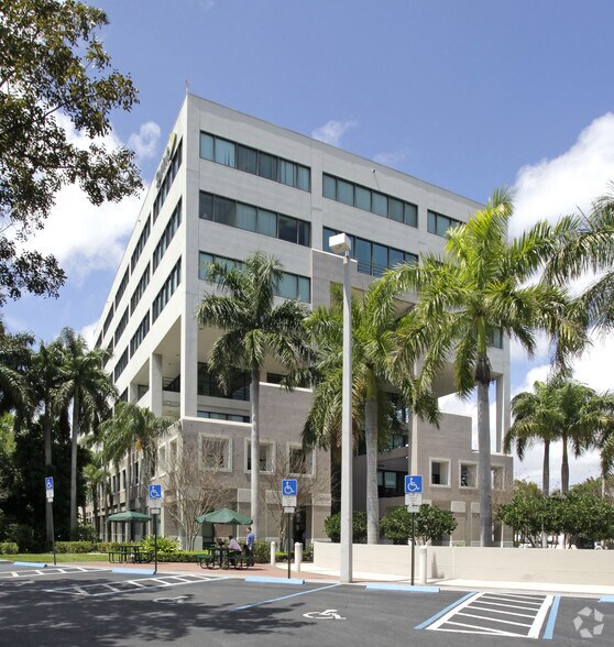More Photos Of 6700 N Andrews Ave, Fort Lauderdale Office For Lease
