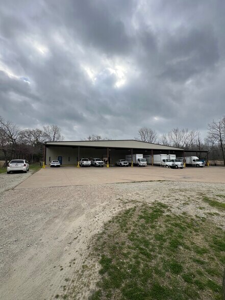 More Photos Of 5505 Linwood Dr, Tyler Warehouse For Sale