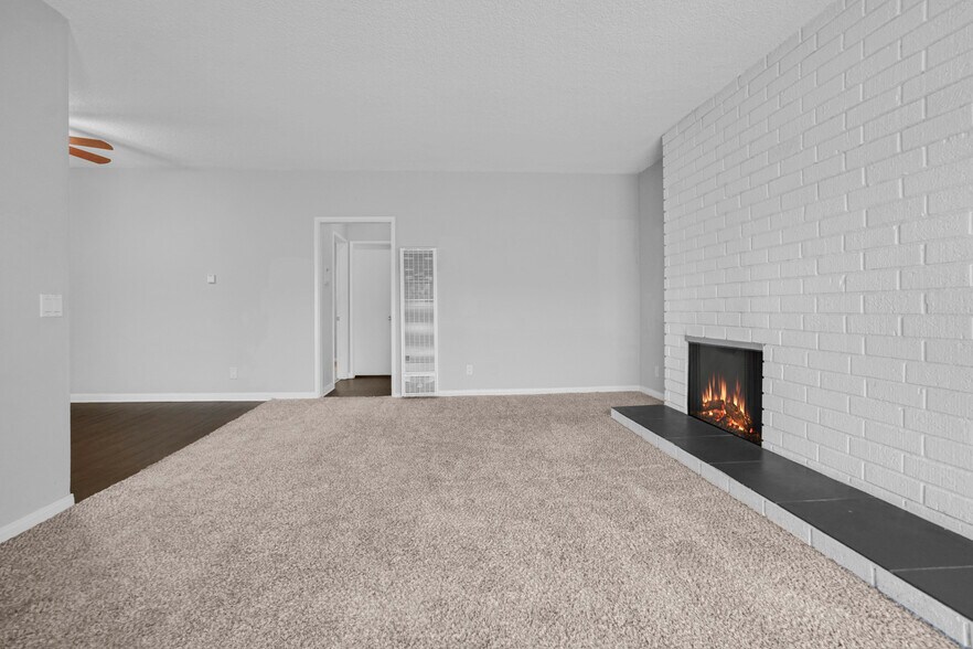 More Photos Of 11943 Kiowa Ave, Los Angeles Apartments For Sale