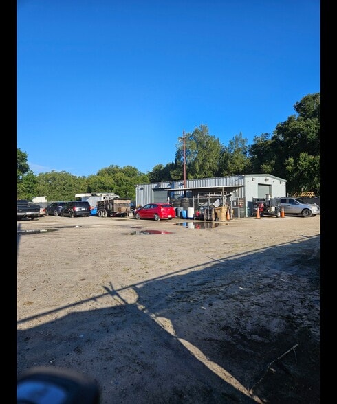 Primary Photo Of 4401 Allan St, Kissimmee Warehouse For Sale