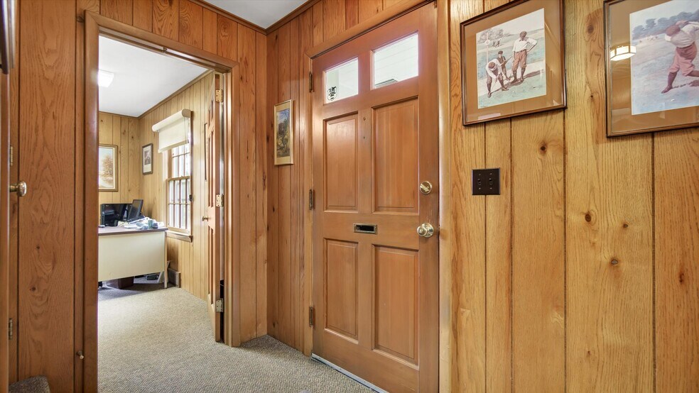 More Photos Of , Cutchogue Office For Sale