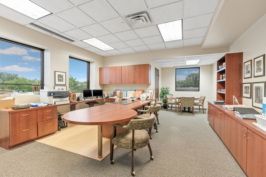 More Photos Of 2905 Lexington Ave S, Eagan Flex For Sale