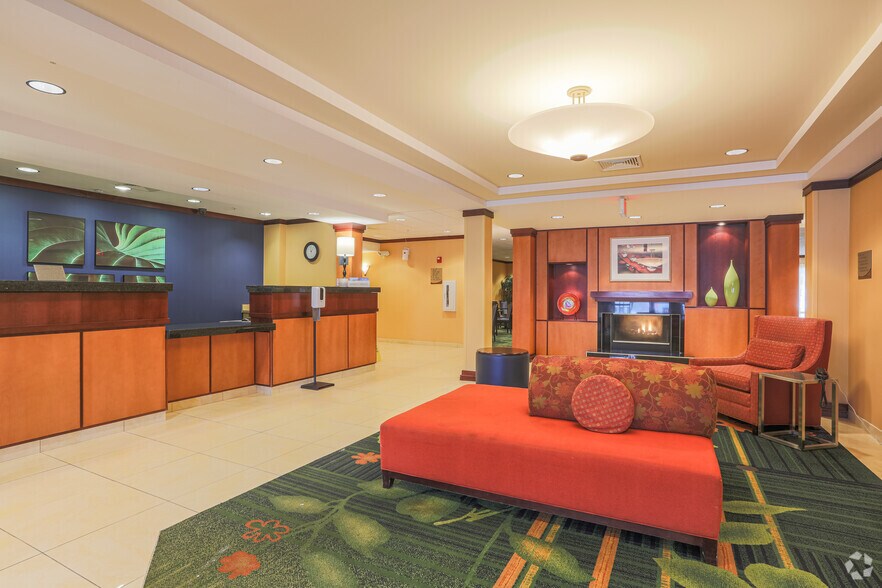 More Photos Of 1520 Mount Garfield Rd, Norton Shores Hotel For Sale