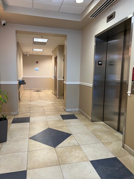 More Photos Of 2402 Frist Blvd, Fort Pierce Medical For Sale