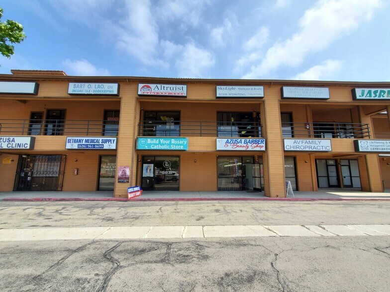 More Photos Of 515-525 N Azusa Ave, La Puente Office For Lease