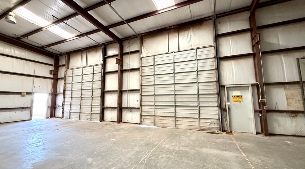 More Photos Of 12920 Tx 191 Frontage Unit 8 rd, Midland Flex For Lease