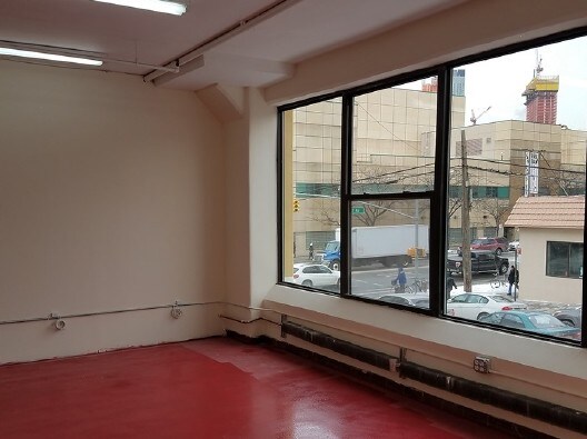 More Photos Of 4710 32nd Pl, Long Island City Warehouse For Lease