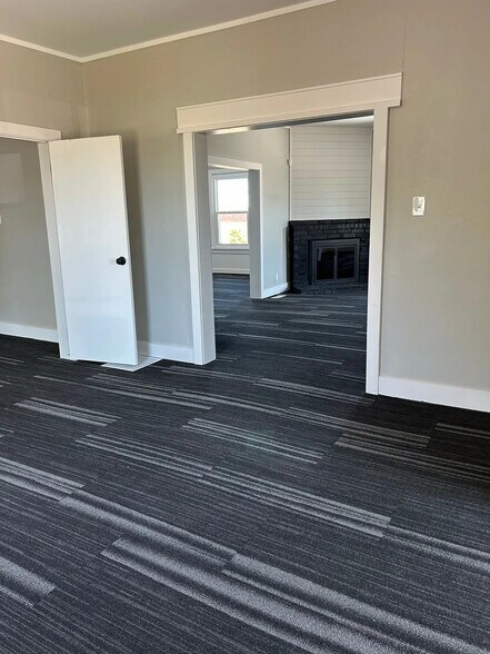 More Photos Of 1225 W Britton Rd, Oklahoma City Office For Sale