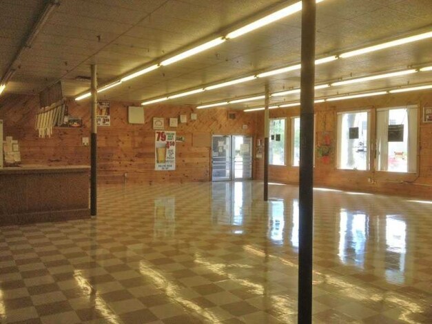 More Photos Of 239 Main St, Old Town Restaurant For Lease