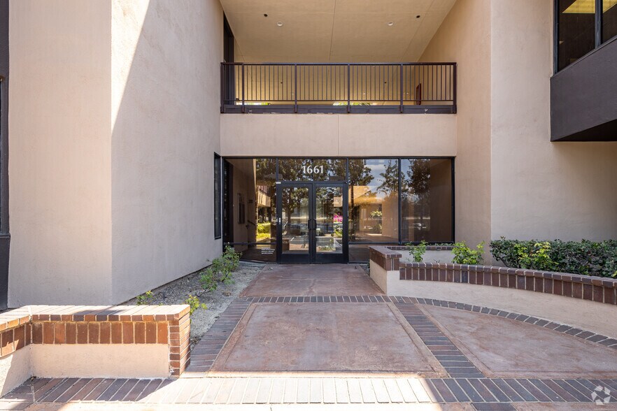 More Photos Of 1661 N Raymond Ave, Anaheim Unknown For Lease