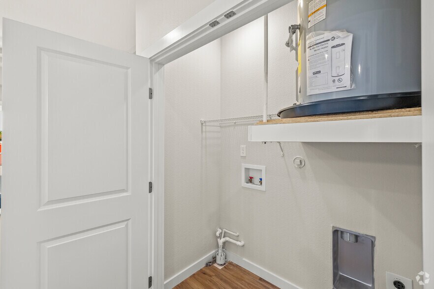 More Photos Of 7149 Trail Lake Dr, Fort Worth Apartments For Sale