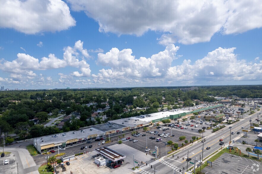 More Photos Of 5839-5995 University Blvd W, Jacksonville Unknown For Lease