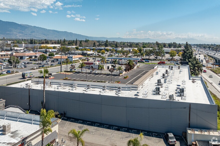 More Photos Of 1240-1260 W 7th St, Upland Unknown For Lease