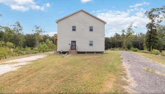 Primary Photo Of 23576 Mayfly Ln, New Caney Manufactured Housing Mobile Home Park For Sale