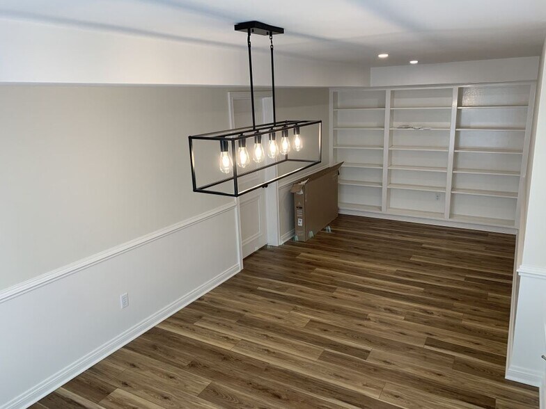 More Photos Of 23 Woodland Rd, Madison Office Residential For Lease