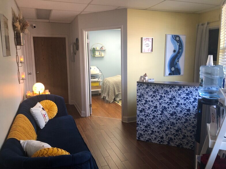 More Photos Of 271 US Highway 46, Fairfield Office For Lease