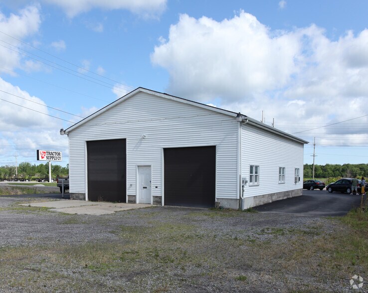 More Photos Of 6260 Lincoln Rd, Ontario Auto Dealership For Sale
