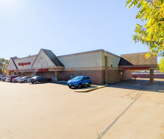 More Photos Of 1401 Maryland Ave E, Saint Paul Restaurant For Lease