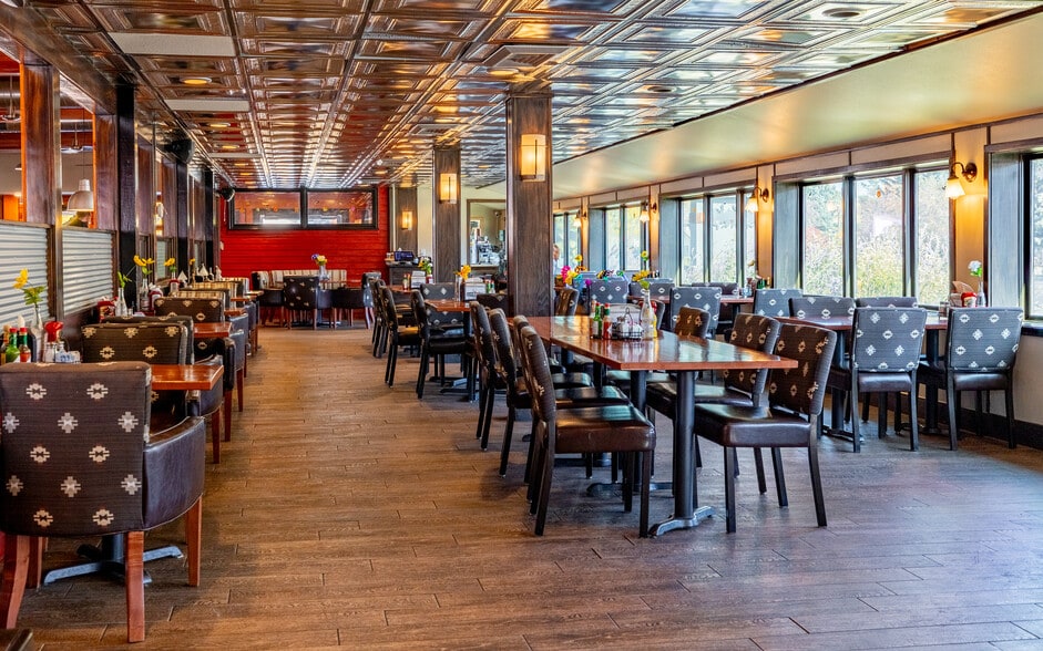 More Photos Of 1651 8th St, Cody Restaurant For Lease