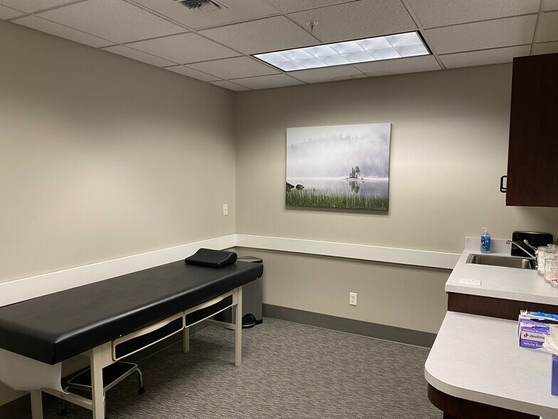 More Photos Of 2914 S Alder St, Tacoma Medical For Sale
