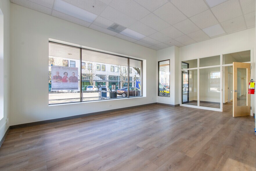 More Photos Of 494 State St, Salem Office For Sale
