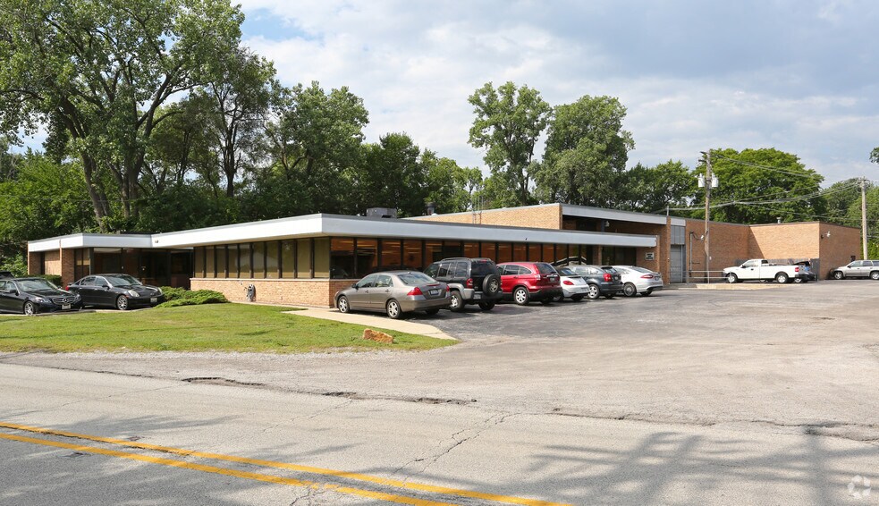 Primary Photo Of 7050 N Lehigh Ave, Chicago Warehouse For Sale