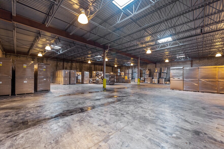 More Photos Of 120-122 S 20th St, Irvington Warehouse For Lease
